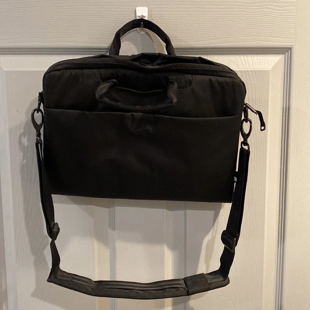 Incase Laptop Shoulder/Travel Bag - Up to 13” Laptop